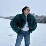Ema Fajnorová Instagram - zimná uniforma v petrolejovej ❄️ *strihaná mongolská ovca @foxy_furs