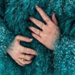 Ema Fajnorová Instagram - zimná uniforma v petrolejovej ❄️ *strihaná mongolská ovca @foxy_furs