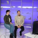 Ema Fajnorová Instagram - NOVÁ SÉRIA V ROKU 2024 🛍️ toto poteší všetkých verných divákov módnej show Nákupné Maniačky, v ktorej mám tú česť byť porotcom aj ďalšiu sériu. Som veľmi vďačná že sa na tomto projekte podieľa naozaj príjemný a pracovitý štáb. Chodím na plac rada a viem že to bude fajn ako vždy. V tejto práci môžem byť sama sebou, čo si veľmi vážim, pretože to nie je samozrejmosťou. Zdravím všetky naše doterajšie účastníčky, ktoré verím že mali príjemnú skúsenosť a ďakujem za ich odvahu prísť účinkovať do televíznej show. Teším sa aj na tie nové, ktoré v roku 2024 spoznám. - napíš do komentáru témy, ktoré by si chcel dať v novom roku Nákupným Maniačkam ty !