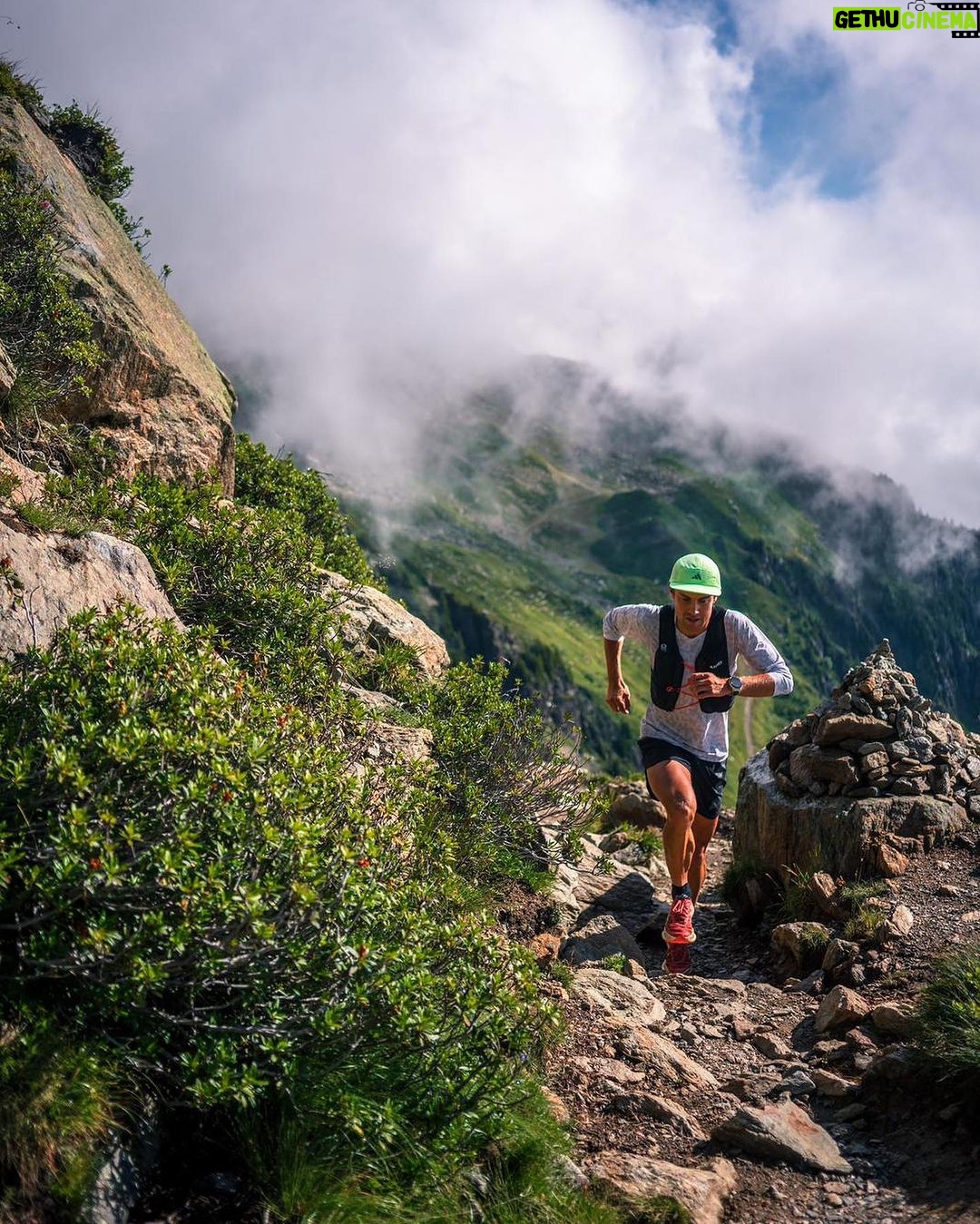 Emelie Forsberg Instagram - An old favourite loop in the Valley today! Up Brevent, dropping down the other side, and back up towards Buet and down to Vallorcine ā¤ļø As always nice to run with @idanilssi and @petter_engdahl ( Petter who also takes all the nice photos!) Then back in time for the @nnormal_official camp kickoff! Will try to post a lot of stories so you can join š