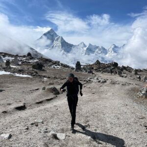Emelie Forsberg Instagram - We've moved our way up the valley and now have spent some days in the little village Periche!
I try to train as good as I can in preparation for the approaching races, but running at 5000 m is hard 🤣
Our girls are so patient to follow us on this adventure, all respect to them ❤️