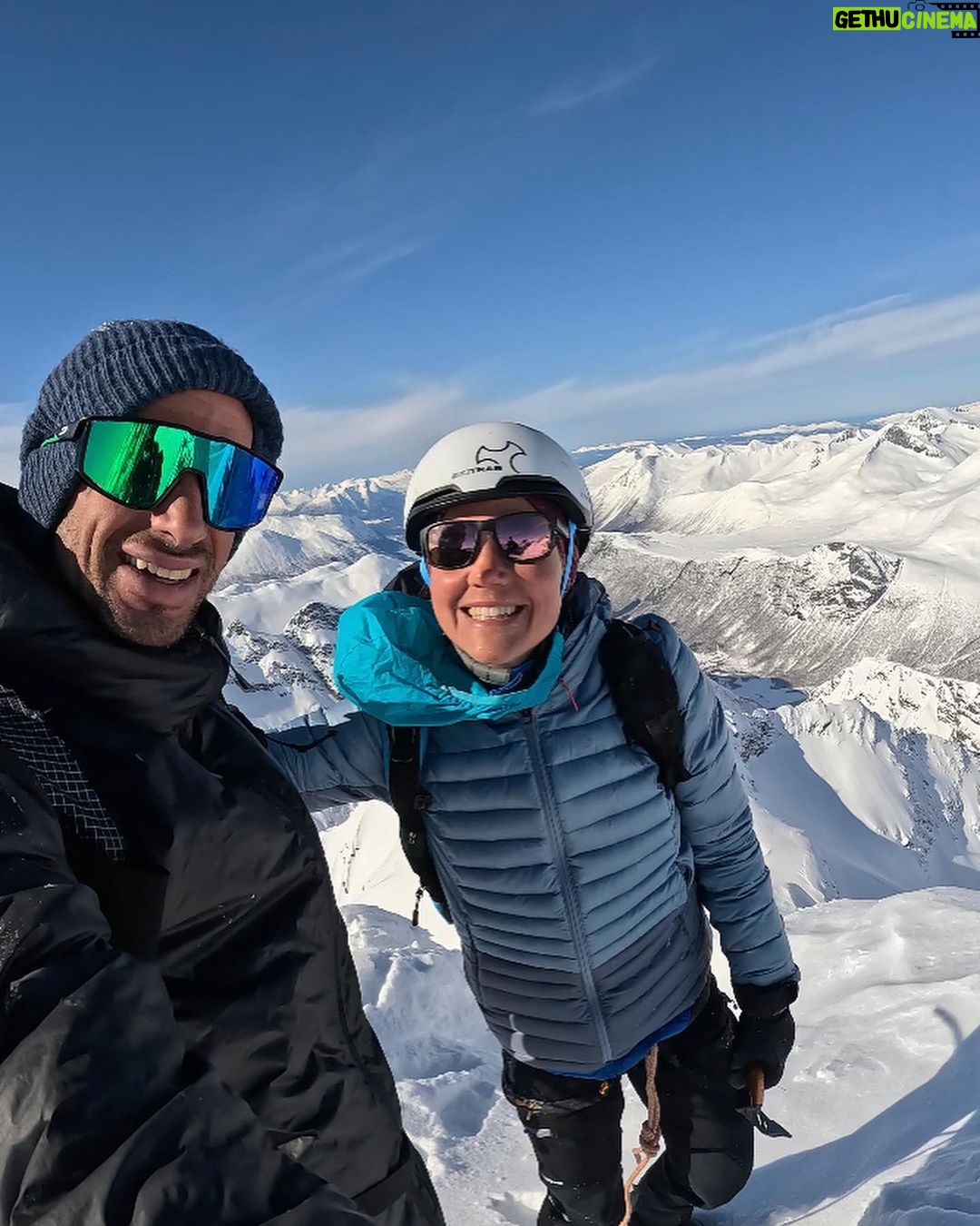 Emelie Forsberg - 13.5K Likes - Some trainings are just better than others!
Mountain days was truly the base of my training until my pregnancies, then I wanted to prioritise pure training and efficiency. Because at those years, that's what I needed.
But now I feel like I'm eager to get back for real in the mountains ❤️
Thanks @kilianjornet for a good day out 😘