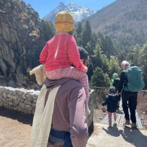 Emelie Forsberg Instagram - We've moved our way up the valley and now have spent some days in the little village Periche!
I try to train as good as I can in preparation for the approaching races, but running at 5000 m is hard 🤣
Our girls are so patient to follow us on this adventure, all respect to them ❤️