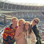 Emilia Clarke Instagram - The single greatest night of my life occurred yesterday. THE QUEEN @beyonce CAME TO SLAY!!! She brought us to tears, she brought us dancing ‘till our feet bled and my God did she remind us why life is worth every second of living. We bow down to your glory & the most spectacular awe inspiring show I have ever witnessed! MIND. BLOWN. THANK YOU! Thank you @tottenhamhotspurstadium and @hallsandhalls for organising! What a night! (I’m now going back to bed) 😂🙌🤩🐝 🤯 #beyonceforpresident #skankinglikenooneswatching #beyoncemakesyouthinkyourwhitegirltwostepainttoshabby