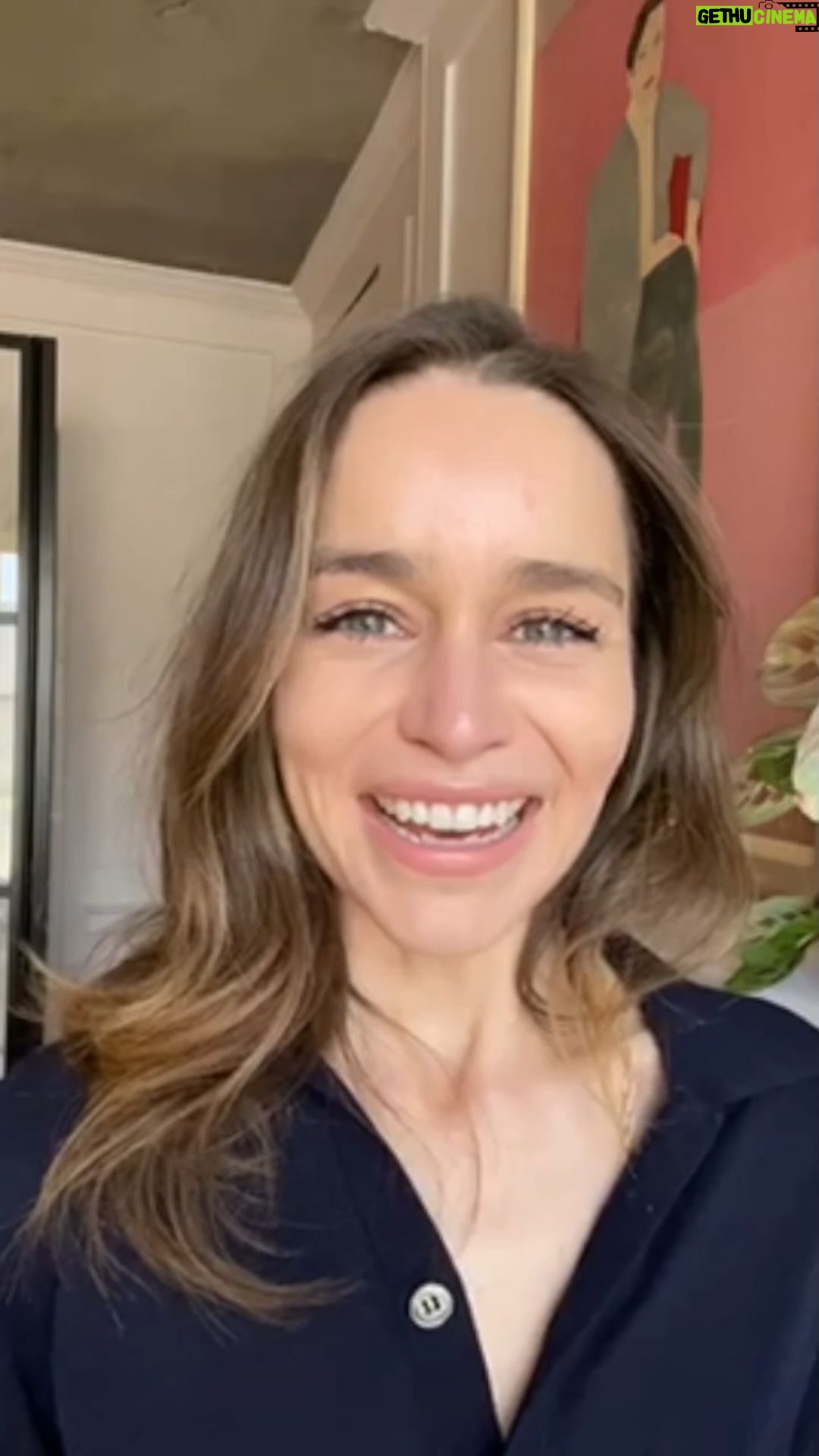 Emilia Clarke Instagram - MOST EXCITING NEWS EVER!!! 🥳🥳🥳🥳🥳🥳🥳🥳🥳🥳