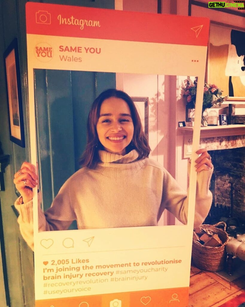 Emilia Clarke Instagram - BIG NEWS FOR ALL MY DRAGON FEARING WELSH WONDERS!! Today we are launching #SameYouWales !!! 🙏🏻😍🥳 Tune into the @SameYouOrg Instagram livestream from 12.30pm! You’ll see what we’ve been up to and what else we got cooking for my baby @sameyouorg #🥰 #sameyouwales #sameyoucharity #recoveryrevolution #useyourvoice #loveyourbrains #loveyourmums