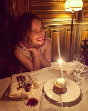 Emilia Clarke Instagram - You’re right. I’m wishing for more pan aux raisins. 
@lastchristmasthemovie thank you for my Parisian birthday of dreams...London what you sayin? 
#hotelcostesyoumakesomefancyasscake
