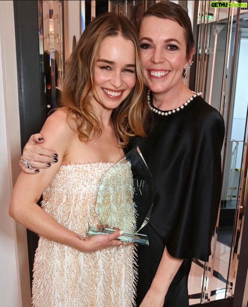 Emilia Clarke Instagram - @bazaaruk you really know how to celebrate women! A fabulous night full of fabulous women and their many accomplishments, I felt honoured to be a part of this….even if my speech was a little champagne tinted 🤓 it was an evening to remember… THANK YOU! Also @emiliawickstead GURL you know how to craft a piece of art for women to wear 👏 And as usual my a team were on POINT, @earlsimms2 @naokoscintu @petraflannery you made me feel like myself, but with a lil extra spice ❤💪🏻🙌