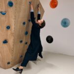 Emilia Clarke Instagram – Vertigo. 
When you’re climbing the walls at not being able to physically climb the walls.
Just make sure your camera operator is there to capture the struggle. 
#😂 #🤓 
#mondays 
#clingingonfordearlife 
#willitfitinmyhousetho?