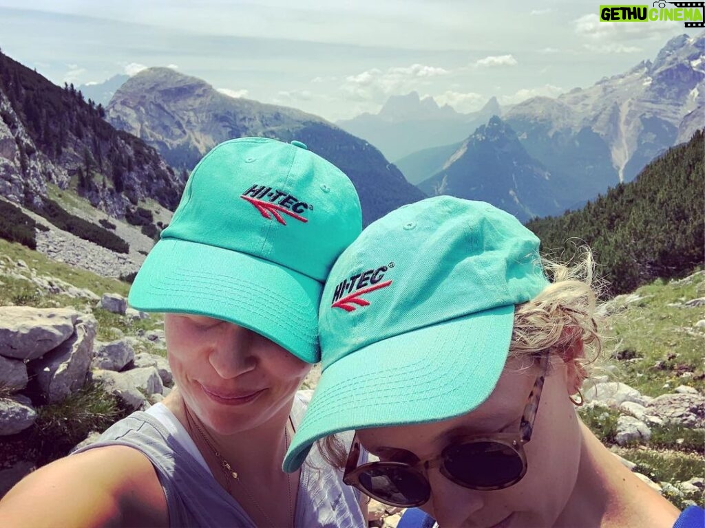 Emilia Clarke Instagram - The long and winding road to kicking off khaleesi’s boots and trudging home in my own shoes once again. @imogen_f_lloyd you and these staggering mountains got my head to chill and my ass to light it’s own goddamn fire. Insta world it’s been a journey to get here but hell im happy to stop and admire that view... #sweatingmywaythroughthecobwebs #goodbyemylover #whenchangeisacomingdontgorunning #stopandsmellthe5dayhikedbootsnotroses #dolomitesyouhavemyheartsoulandsweat