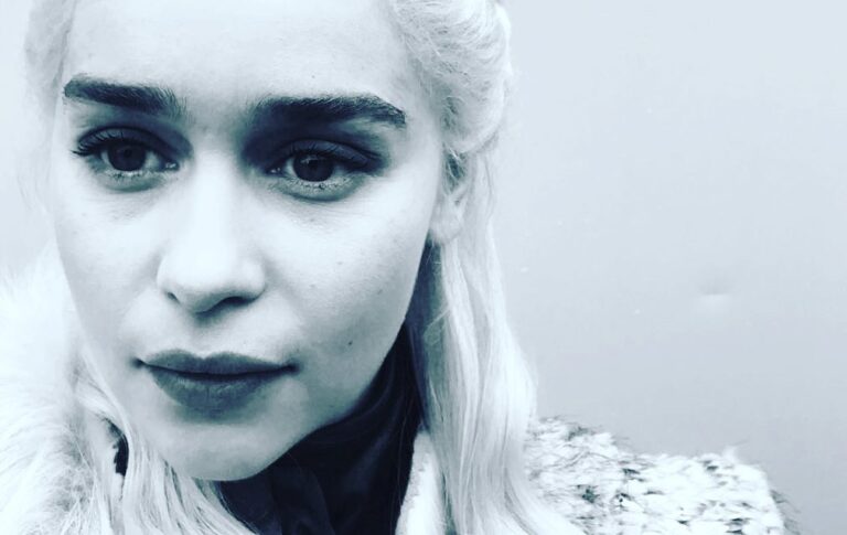 Emilia Clarke Instagram - Finding the words to write this post has left me overwhelmed with how much I want to say but how small words feel in comparison to what this show and Dany have meant to me. The mother of dragons chapter has taken up the whole of my adult life. This woman has taken up the whole of my heart. I’ve sweated in the blaze of dragon fire, shed many tears at those who left our family early, and wrung my brain dry trying to do Khaleesi and the masterful words, actions (and names) I was given, justice. Game of Thrones has shaped me as a woman, as an actor and as a human being. I just wish my darling dad was here now to see how far we’ve flown. But to you, dear kind magical fans, I owe you so much thanks, for your steady gaze at what we’ve made and what I’ve done with a character that was already in the hearts of many before I slipped on the platinum wig of dreams. Without you there is no us. And now our watch has ended. @gameofthrones @hbo #love #motherofdragonsoverandout