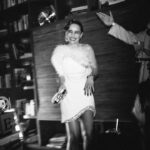 Emilia Clarke Instagram – Holy birthday balls now THATS what I call a good time. 😂🤩💃🕺
Any fears over the next roll round the sun melted in the haze and glory of this ode to studio 54.
THANK YOU for all your beautiful messages and love!! I was floating on an air of good vibes that should last me all year….😘❤️🙏🏻
And extra special thanks to the next level birthday squad that got me my feathers and my glitter…💃
@davidkomalondon @petraflannery @chloebeeneystyling @lynseyalexander @anthonyturnerhair @tiffanyandco @jimmychoo
Gods among mortals. #birthdaytoendallbirthdays #littycommiteeunite #iseeyou2022 #👏 #❤️