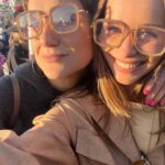 Emilia Clarke Instagram - 🚨!!!GLASTONBURRRRRRYYYYY!!!🚨 You don’t walk you dance, you discover the healing powers of tequila and realise that 3 hours sleep is all anyone needs to get up and continue raving, aka where bad decisions turn into the best decisions you’ve ever made all while watching acts do the best gigs of their life… #glastonbury2023 thank you for giving this gal her groove (and youth) back whilst simultaneously stealing her vocal chords 🤩🙌👏 #inowdontspeakisqueak #myliamgallaghertributebandlookismynewhotgirlsummer #ohitsgreatwhenyoufindyoursoulmateisagoat #🐐