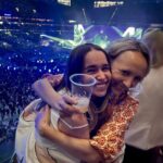 Emilia Clarke Instagram - The single greatest night of my life occurred yesterday. THE QUEEN @beyonce CAME TO SLAY!!! She brought us to tears, she brought us dancing ‘till our feet bled and my God did she remind us why life is worth every second of living. We bow down to your glory & the most spectacular awe inspiring show I have ever witnessed! MIND. BLOWN. THANK YOU! Thank you @tottenhamhotspurstadium and @hallsandhalls for organising! What a night! (I’m now going back to bed) 😂🙌🤩🐝 🤯 #beyonceforpresident #skankinglikenooneswatching #beyoncemakesyouthinkyourwhitegirltwostepainttoshabby