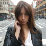 Emily Ratajkowski Instagram - for all my nyc exes (last slide) thank you @agjeans #EmrataxAG