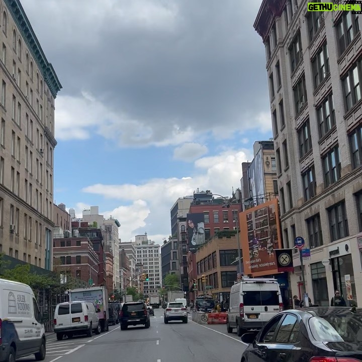 Emily Ratajkowski Instagram - downtown takeover! two of the billboards I’ve always wanted to be on! 🥺❤️🏙️🫶👼 Lafayette Street