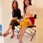 Emily Ratajkowski Instagram - Sly ! My little 👽⭐️ alien superstar. I love my Tory family so much @cassiecoane @vittoria @brian__molloy @jamie.hawkesworth @toryburch @jaimeperlman