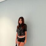 Emily Ratajkowski Instagram - @miumiu girl ♾️ #miumiuselect