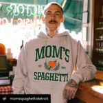 Eminem Instagram – #Repost @momsspaghettidetroit
・・・
In addition to leftovers from the vault – we got a FRESH drop of #MomsSpaghetti merch – launches today at #TheTrailer