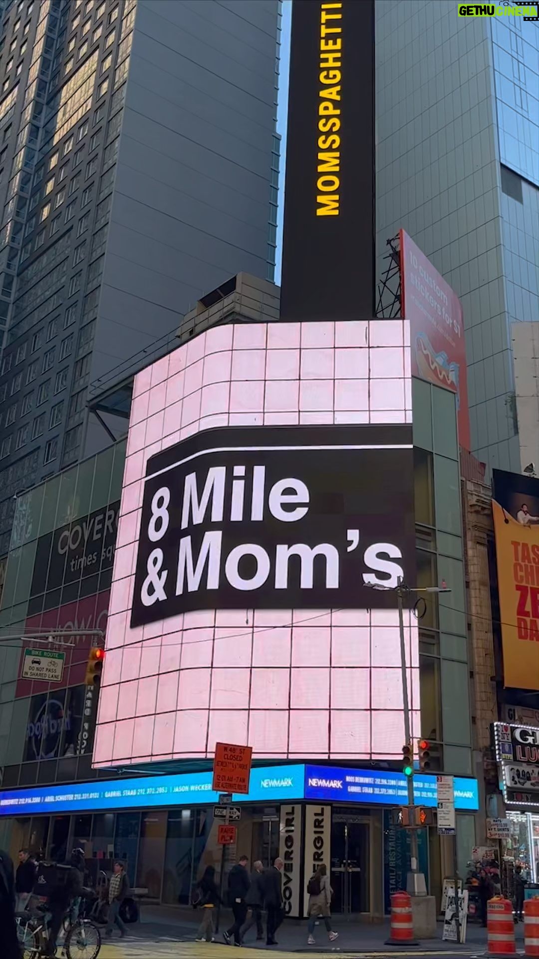 Eminem Instagram - 📍NYC #8Mile20 x @MomsSpaghettiDetroit - Nov 10-20 @Shopify Link in bio to RSVP