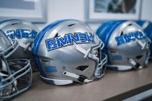 Eminem Instagram - 📺 🏈 #HardKnocks finale airs tonight at 10p ET on @hbomax.  @detroitlionsnfl