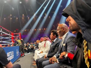 Eminem Instagram - …just watching the fight with some friends!!!! #RiyadhSeason #BattleOfTheBaddest #SaudiArabia