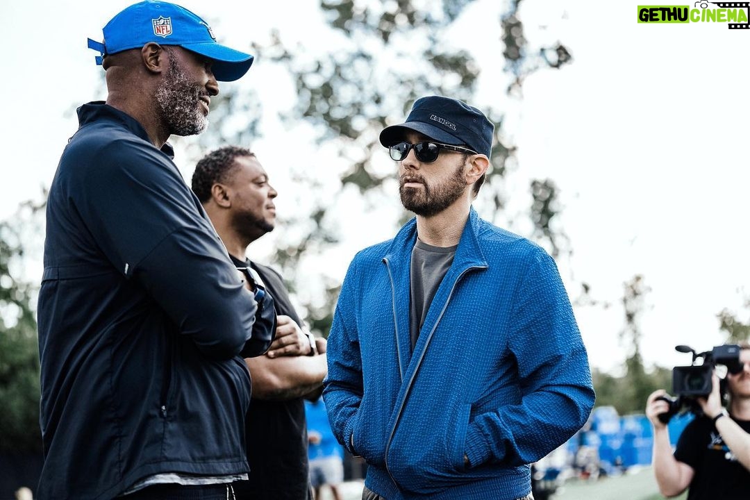 Eminem - 0.9 Million Likes - 📺 🏈 #HardKnocks finale airs tonight at 10p ET on @hbomax. @detroitlionsnfl