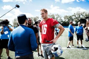 Eminem Instagram - 📺 🏈 #HardKnocks finale airs tonight at 10p ET on @hbomax.  @detroitlionsnfl