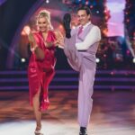 Emma Kimiläinen Instagram – Last week, our dance was a playful, elegant, and fast quickstep. Tomorrow, it’s a cha cha cha that interprets relationship drama, passion, and independence. 
Can’t wait! 😍

Even if it feels like election campaigning, I must remind you that we are not able to continue in this show and competition without your votes. So, if you’d like to see us dancing in the future too, the voting link can be found in my bio. We are grateful for all your support! 🩷

Viime viikolla tanssittiin vauhdikas, elegantti ja leikkisä quickstep, mutta huomenna pääsee parisuhdedraama, intohimo sekä  itsenäistyminen cha cha chaahan tulkittuna valloilleen! 

Vaikka vähän vaalikampanjointifiilis tässä “muistakaa äänestää” -hengessä on, niin muistuttaisimme kuitenkin kauniisti, että katsojien äänet ratkaisevat. Joten jos haluatte nähdä meidät myös ensi viikolla, niin äänestyslinkki löytyy mun biosta. 

Voit myös äänestää meitä soittamalla numeroon 0700 79 005 tai lähettämällä tekstiviestin 5 numeroon 17225. 

Olemme äärimmäisen kiitollisia kaikesta tuesta! 🩷

@matti_puro 
@tanssiitahtienkanssa 
@mtv3suomi
@mtvkatsomo

📷: @tamminenphotography 
☀️: @tanbylotta 
💇‍♀️: @butik.helsinki
💄: @sannipohjalainen 

#mtvttk #tanssiitähtienkanssa #ttk #dancingwiththestars #dwts