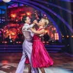 Emma Kimiläinen Instagram – The joy of dancing. Madly in love with it. 🩷 

Kiitos kaikista ihanista viesteistä, kannustuksesta ja äänistä!! Niin ihanaa, että päästiin vielä jatkamaan kisassa eteenpäin. Vaikka tuomareilta tulisi hyvät pisteet, niin teidän äänet ratkaisee. Ollaan kiitollisia niistä jokaisesta ja tarvitaan teidän apua myös jatkossa! 🙏

Thank you so much for all the messages, kind words, and votes!! Even if we get great points from the judges, it’s the votes that count, so thank you so much for each and every vote that got us through to next week! 

If you want to help us continue our journey in this competition, you can find the voting link in my bio. Voting is open all the time. 🫶

📷: @tamminenphotography
☀️: @tanbylotta
💄: @sannipohjalainen
💇‍♀️: @butik.helsinki

@tanssiitahtienkanssa @mtv3suomi @mtvkatsomo 

#mtvttk #ttk #tanssiitähtienkanssa #dwts #letsdance #strictlycomedancing