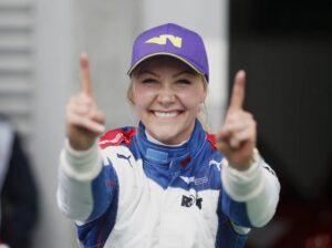 Emma Kimiläinen Instagram - RACING NEWS!! 🚨
I'm so excited to tell you that I'll be returning to @stcc_official with @exionracing , but this time, I'll be racing the fully electric BMW i4! 😍

Returning back to Scandinavian touring car championship after 7 years definitely feels special and almost like returning to home. 

Bring the season on in September! 👊

📸: 1. W Series, 2. Exion Racing 

#exionracing #stcc #scandinaviantouringcarchampionship #exion #racing #motorsport #racing #electricracing #electricracecar #BMW #bmwi4 #BMWsuomi #bmwsverige