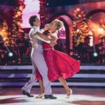 Emma Kimiläinen Instagram – Last week, our dance was a playful, elegant, and fast quickstep. Tomorrow, it’s a cha cha cha that interprets relationship drama, passion, and independence. 
Can’t wait! 😍

Even if it feels like election campaigning, I must remind you that we are not able to continue in this show and competition without your votes. So, if you’d like to see us dancing in the future too, the voting link can be found in my bio. We are grateful for all your support! 🩷

Viime viikolla tanssittiin vauhdikas, elegantti ja leikkisä quickstep, mutta huomenna pääsee parisuhdedraama, intohimo sekä  itsenäistyminen cha cha chaahan tulkittuna valloilleen! 

Vaikka vähän vaalikampanjointifiilis tässä “muistakaa äänestää” -hengessä on, niin muistuttaisimme kuitenkin kauniisti, että katsojien äänet ratkaisevat. Joten jos haluatte nähdä meidät myös ensi viikolla, niin äänestyslinkki löytyy mun biosta. 

Voit myös äänestää meitä soittamalla numeroon 0700 79 005 tai lähettämällä tekstiviestin 5 numeroon 17225. 

Olemme äärimmäisen kiitollisia kaikesta tuesta! 🩷

@matti_puro 
@tanssiitahtienkanssa 
@mtv3suomi
@mtvkatsomo

📷: @tamminenphotography 
☀️: @tanbylotta 
💇‍♀️: @butik.helsinki
💄: @sannipohjalainen 

#mtvttk #tanssiitähtienkanssa #ttk #dancingwiththestars #dwts