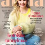 Emma Kimiläinen Instagram – “Välillä joku kysyy, miksi odotan seuraavaa päätälliä enkä lopeta nyt, kun olen vielä kunnossa. Mutta ihan yhtä lailla voin lyödä pääni liukastumalla kadulla. 

En olisi minä, jos en pääsisi tekemään niitä adrenaliinintäyteisiä asioita, joita rakastan. Se olisi puolikasta elämää – ja sitä minä en halua.” 

Koko “Tässä iässä” -juttusarjan haastattelu uusimmassa Annassa.

🗞 @anna_lehti
📷: @sampokorhonen
👗: @liisakokkostyling
💄: @idajokikunnas