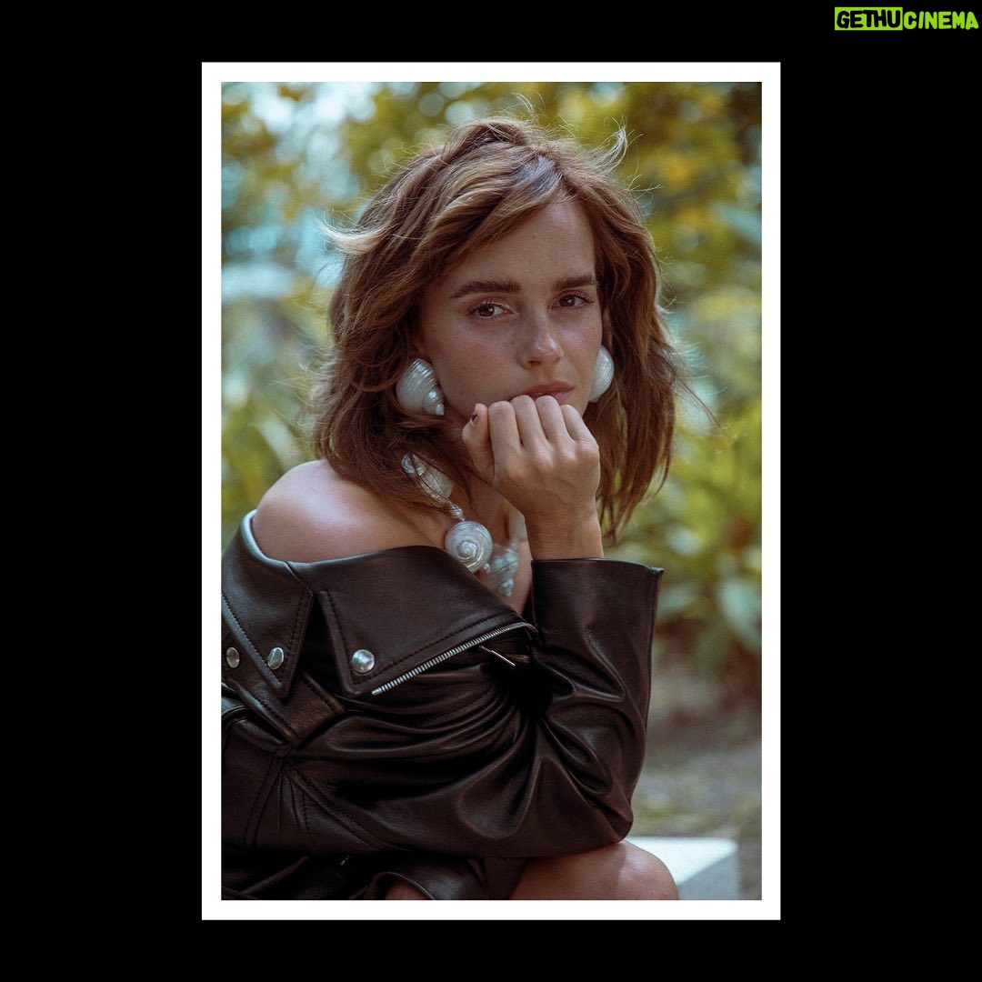 Emma Watson - 2.8 Million Likes - Go against the grain 💓
.
. Never the same, always myself. @pradabeauty #pradabeauty #pradaparadoxe #pradabeautypartner