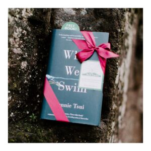 Emma Watson Instagram - I’ve scattered some of my favourite books related to climate activism around Glasgow in honour of launching #COPBookFairies. This launches this weekend nationwide with over 300 books! Follow #COPBookFairies to see where they are popping up. 

E xx
🧚‍♂️🧚🏻‍♀️🧚✨✨✨