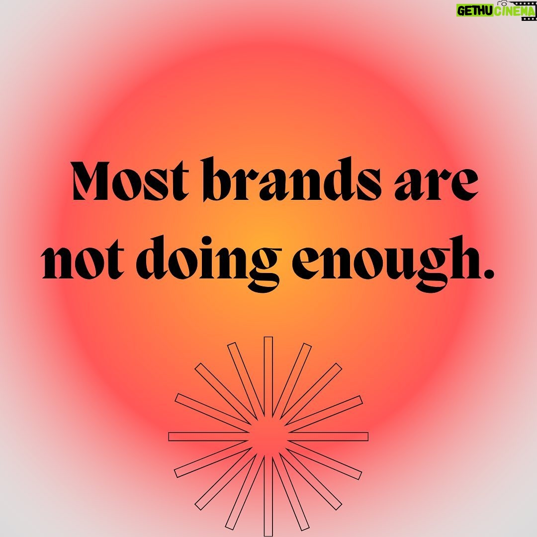 Emma Watson Instagram - Fashion lacks urgency when it comes to the climate emergency, according to newly revealed data on 2,500 brands’ environmental track records. It’s important that we have a handle on what impact the fashion industry is having and where it’s going. 👀👀👀 @goodonyou_app written by: @sophiebenson ♥️♥️♥️