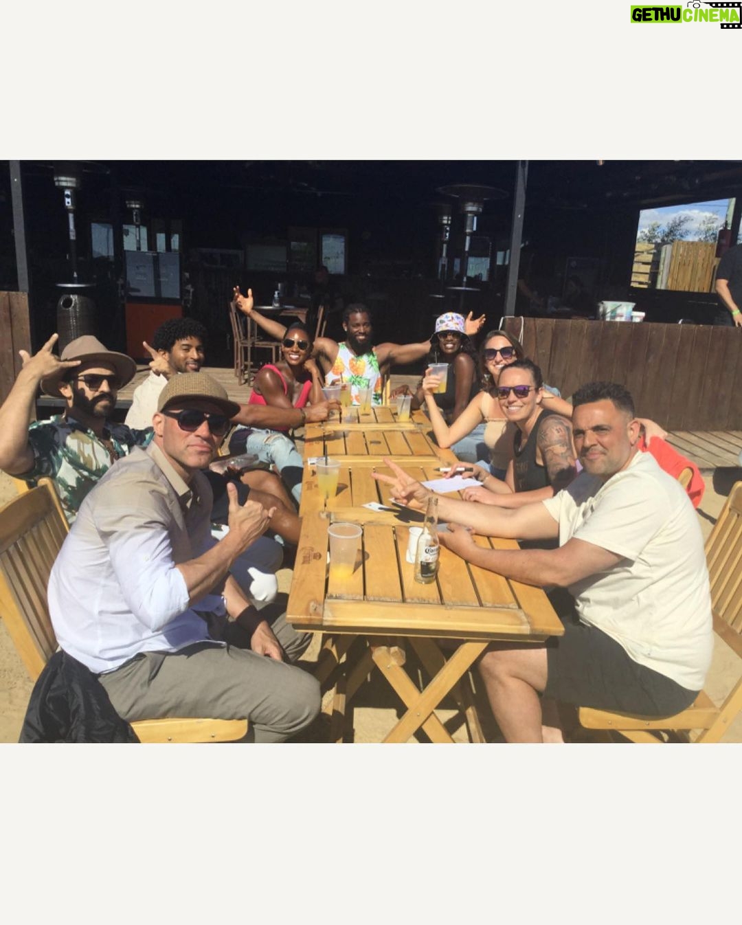 Enzo Palumbo Instagram - Hola !! De nada !! When in Argentina !! #Daydrink🇦🇷 @cbstv @thechallenge Tigre, Buenos Aires