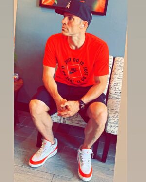Enzo Palumbo Instagram - Be inspiRED. ‼️💯