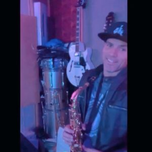 Enzo Palumbo Instagram - Stop Playin With Me !! I could play this sh@t !! #easy #😈