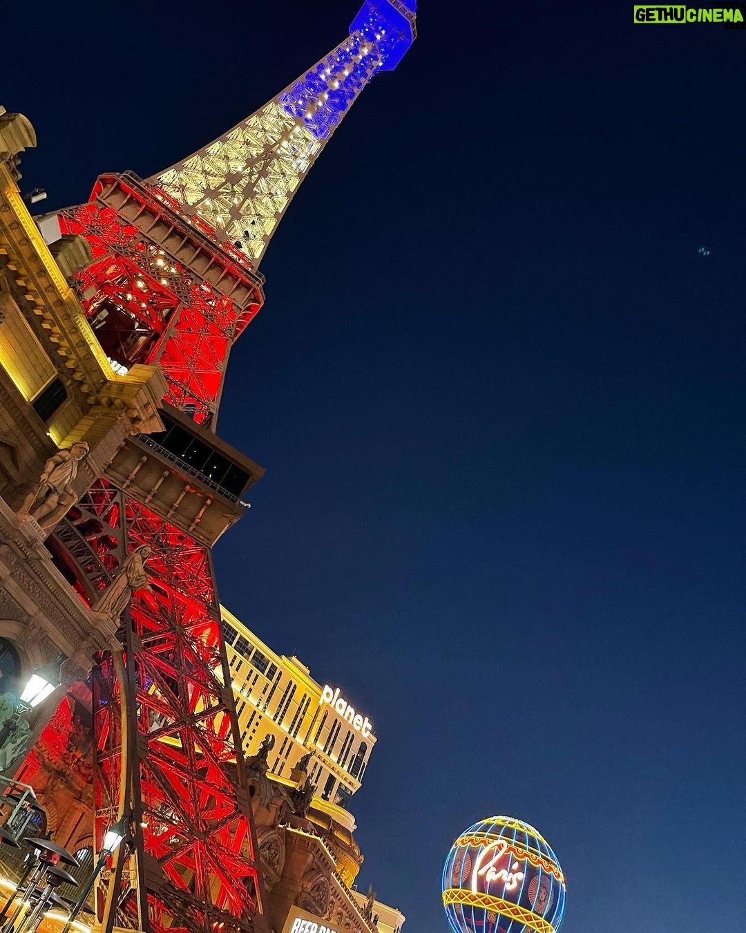 Enzo Palumbo Instagram - #vegas 🎰 Las Vegas Strip