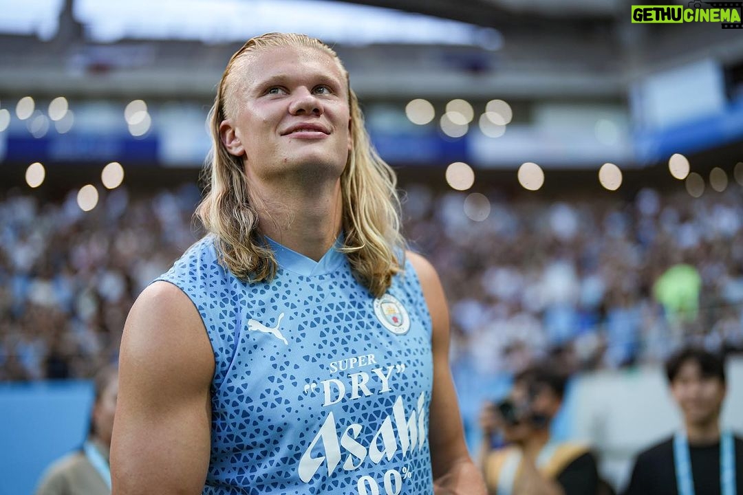 Erling Haaland Instagram - Having a good time in South Korea! 🇰🇷😅
