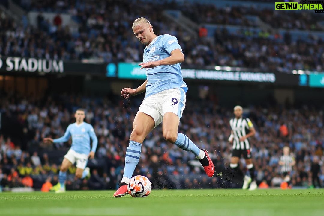 Erling Haaland Instagram - We're πΉπΈβπ at the Etihad! ποΈ π