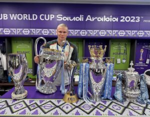 Erling Haaland Instagram - Dreaming for more!! Football💙