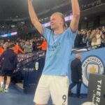 Erling Haaland Instagram - Guard of honour for the @premierleague record-breaker! 🙌 Etihad Stadium