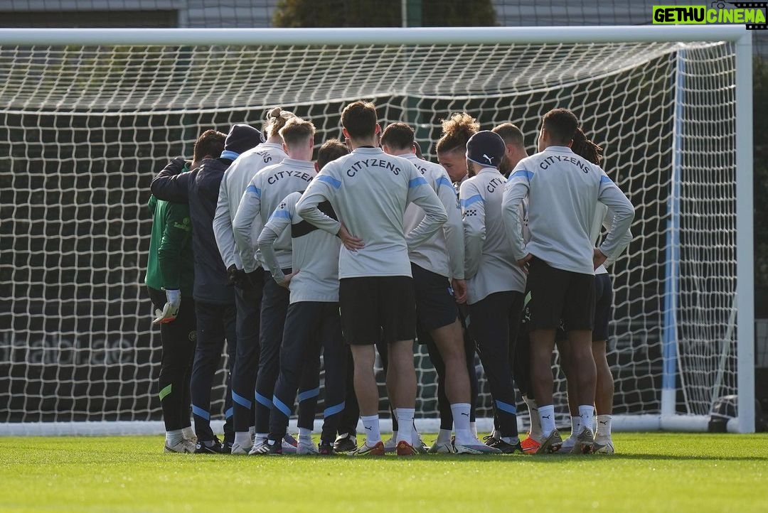 Erling Haaland Instagram - Togetherness 🔵 #mancity