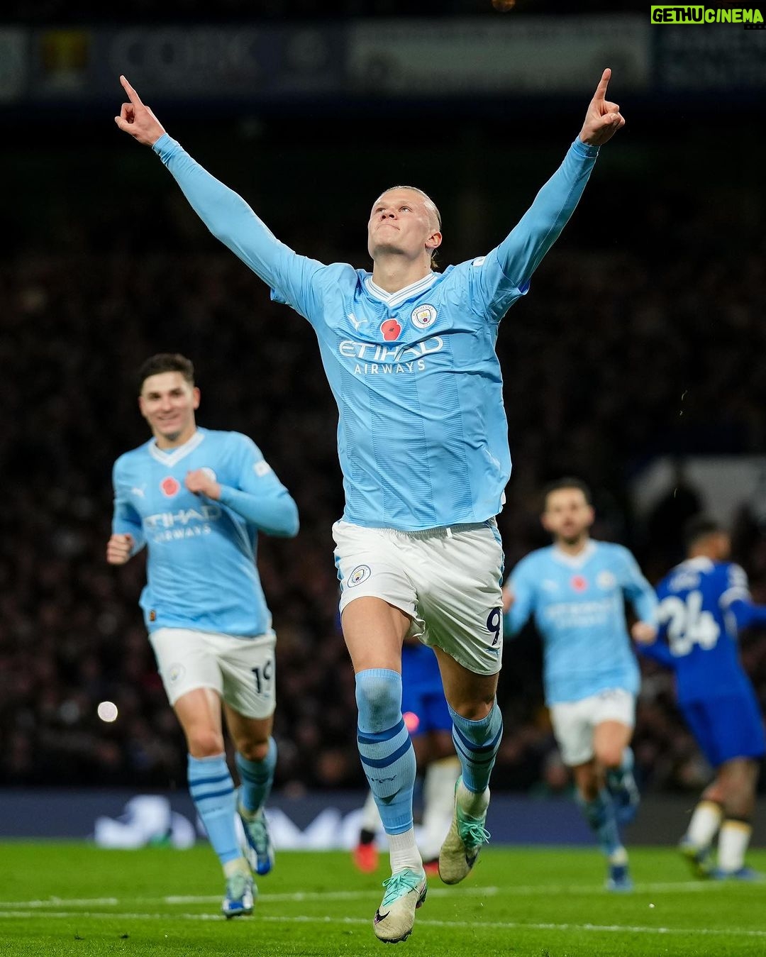 Erling Haaland Instagram - The fight continues after the break. Thanks for the amazing support! 💙