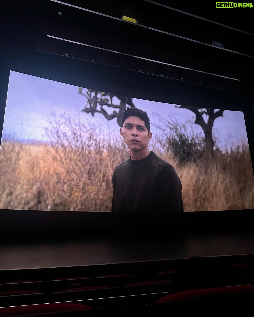 Ester Expósito Instagram - Gracias por tanto cariño @ficm 🌺🌺🤎🤎🤎 Perdidos en la noche se estrena en México el 14 de diciembre⏳ Morelia, Mexico