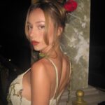 Ester Expósito Instagram - Gracias por tanto cariño @ficm 🌺🌺🤎🤎🤎 Perdidos en la noche se estrena en México el 14 de diciembre⏳ Morelia, Mexico