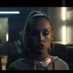 Ester Expósito Instagram - este viernes se baila en los cines👯‍♀️🪩💊🖤🪐🩸🔪