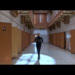 Ester Expósito Instagram - Hace dos años rodamos PEACE PEACE NOW NOW, una serie documental que relata la historia de mujeres extraordinarias que sobrevivieron a la violencia de género y conflictos armados en Latinoamérica. Este 23 de noviembre se estrena en @starplusla y por fin verá la luz. Siento profundo amor y respeto por este proyecto y esas compañeras poderosas que forman parte de él. @isabel.coixet @dani.vega.h @yalitzaapariciomtz @garbage @lydiacacho 💜.